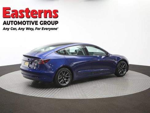 Used 2022 Tesla Model 3 Long Range AWD/4WD image 36