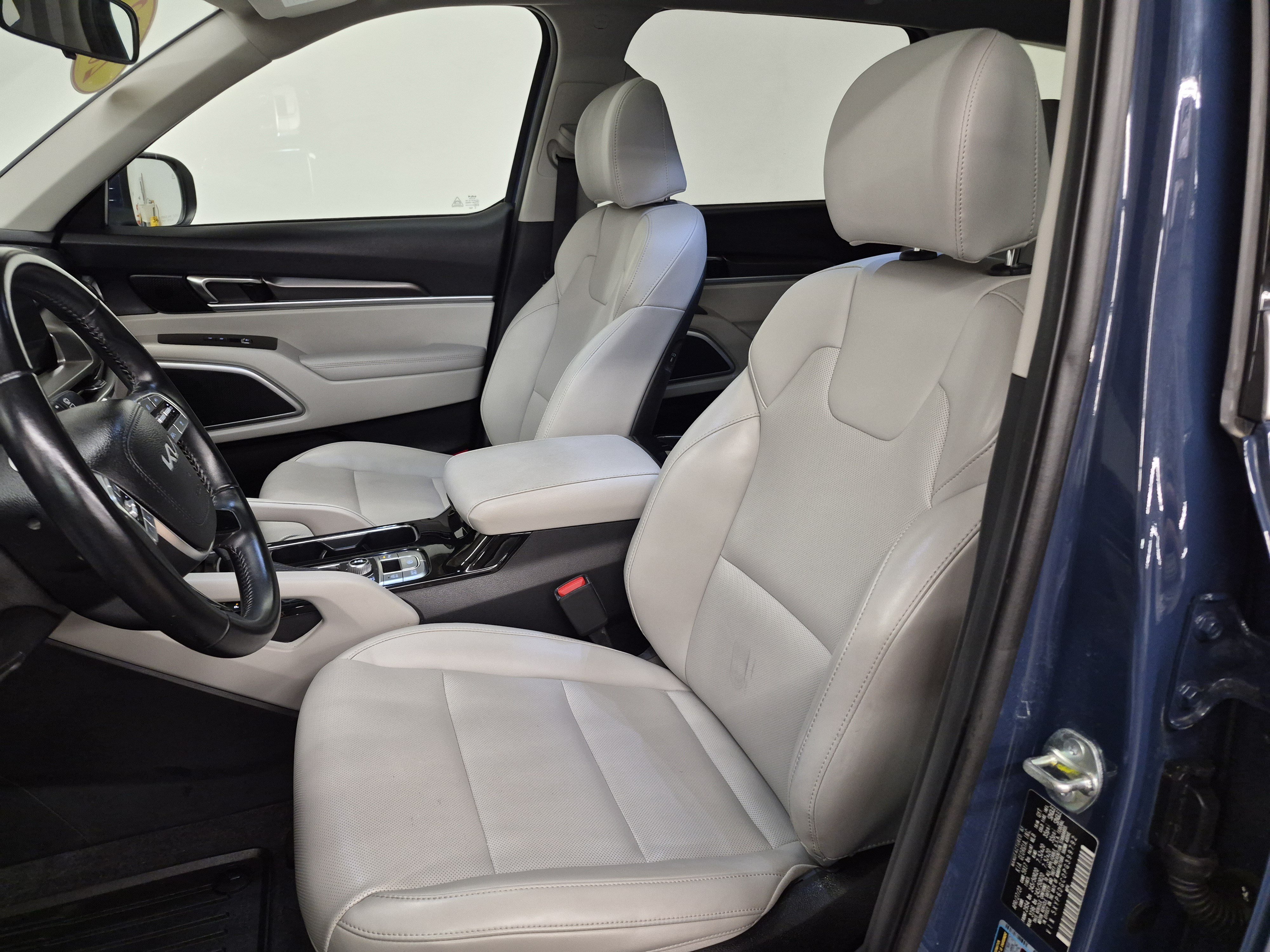 Used 2023 Kia Telluride S w/ S Sunroof Package AWD/4WD image 11