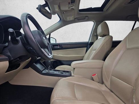 Used 2018 Subaru Outback 2.5i Limited image 13