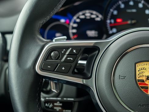 Certified 2023 Porsche Cayenne AWD/4WD image 26