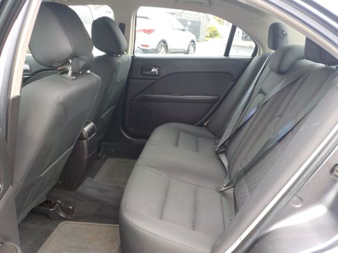Used 2012 Ford Fusion SE FWD image 17
