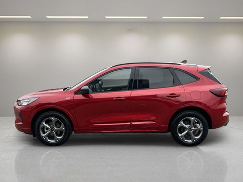 Used 2024 Ford Escape ST-Line w/ Tech Pack #1 image 11