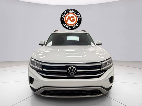 Used 2022 Volkswagen Atlas SE FWD image 2