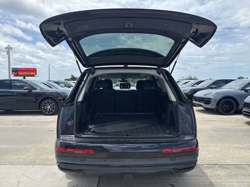 Used 2023 Audi Q7 3.0T Premium Plus w/ Premium Plus Package AWD/4WD image 9