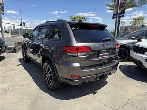 Used 2020 Jeep Grand Cherokee Trailhawk w/ Interior Metal Package AWD/4WD image 56