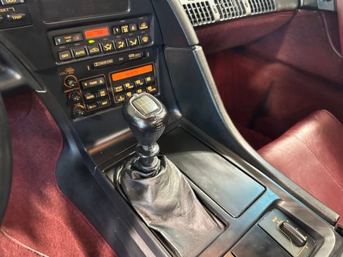 Used 1993 Chevrolet Corvette Convertible RWD image 45