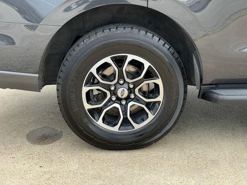 Used 2024 Ford Expedition XLT RWD image 54