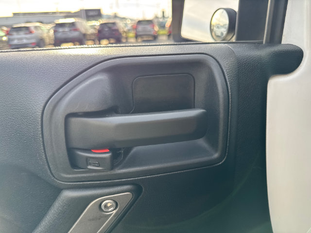 Used 2015 Jeep Wrangler Sport AWD/4WD image 12