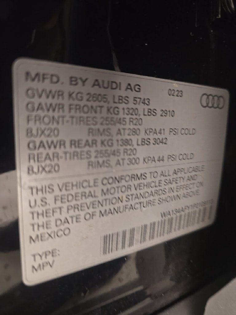 Used 2023 Audi SQ5 Prestige w/ Prestige Package AWD/4WD image 18