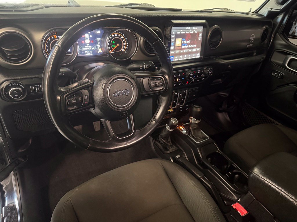 Used 2021 Jeep Gladiator Sport AWD/4WD image 11
