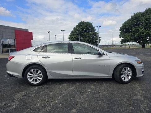 Used 2022 Chevrolet Malibu LT FWD image 14
