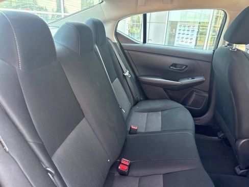 Used 2024 Nissan Sentra SV FWD image 29
