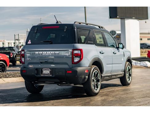 New 2025 Ford Bronco Sport Outer Banks w/ Outer Banks Tech Package+ AWD/4WD image 4