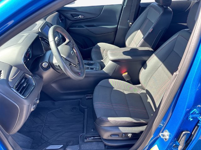 Used 2024 Chevrolet Equinox RS w/ LPO, Floor Liner Package FWD image 11