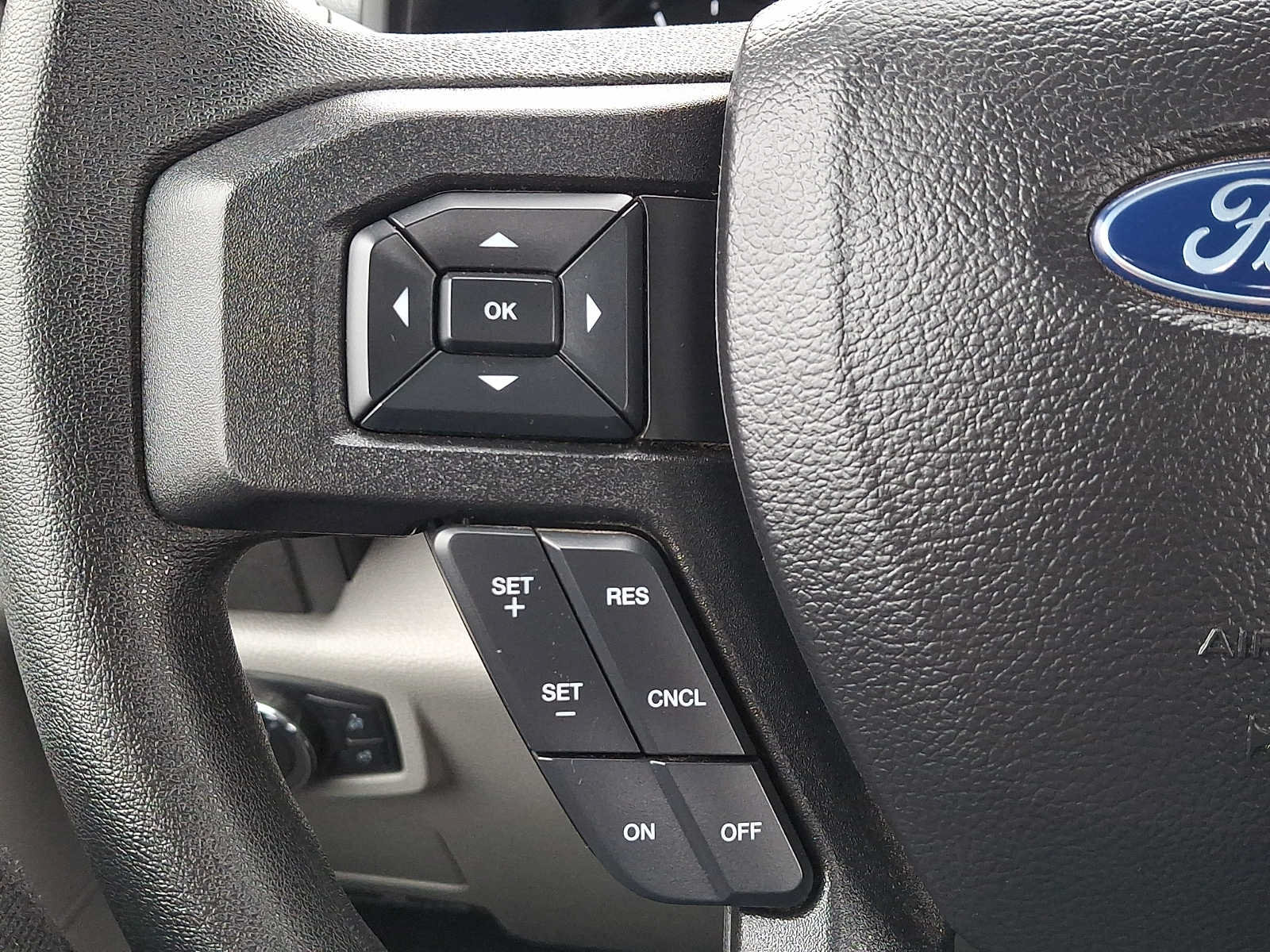 Used 2020 Ford F250 XL w/ STX Appearance Package AWD/4WD image 20
