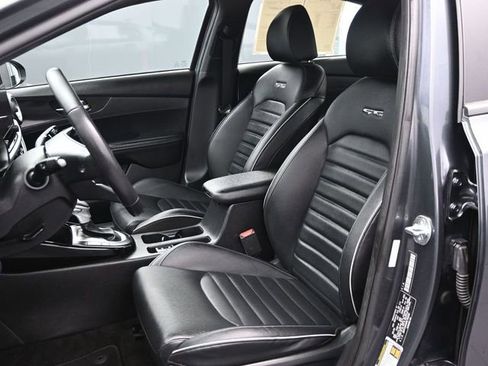 Used 2024 Kia Forte GT-Line w/ GT-Line Premium Package image 11