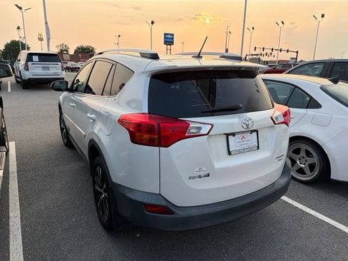Used 2015 Toyota RAV4 Limited AWD/4WD image 3