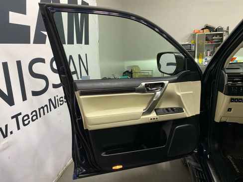 Used 2023 Lexus GX 460 Premium image 9