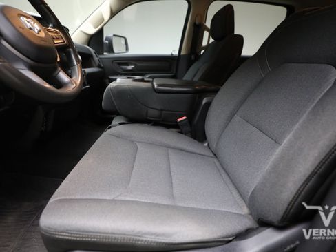 Used 2019 RAM 1500 Tradesman AWD/4WD image 10