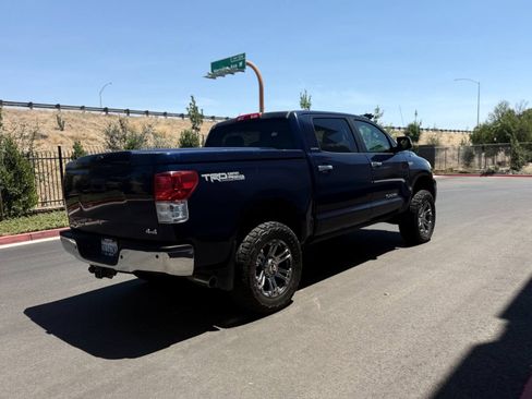 Used 2013 Toyota Tundra Limited w/ TRD Off-Road Pkg AWD/4WD image 13