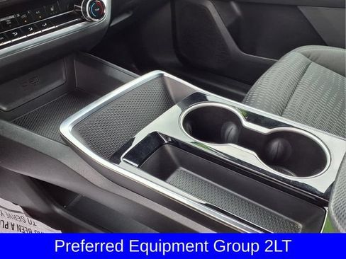 Used 2025 Chevrolet Equinox LT AWD/4WD image 13