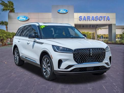 Used 2025 Lincoln Aviator AWD w/ Equipment Group 101A image 1