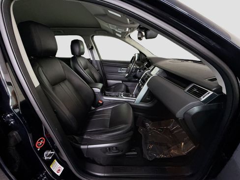 Used 2019 Land Rover Discovery Sport HSE image 29