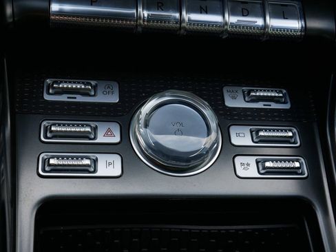 Used 2024 Lincoln Nautilus Reserve w/ Equipment Group 202A AWD/4WD image 25
