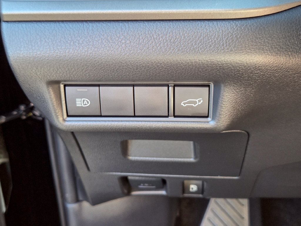 Certified 2024 Toyota Grand Highlander FWD image 31