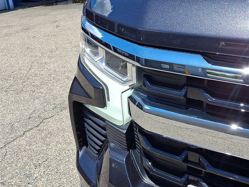 Certified 2023 Chevrolet Silverado 1500 LT AWD/4WD image 28