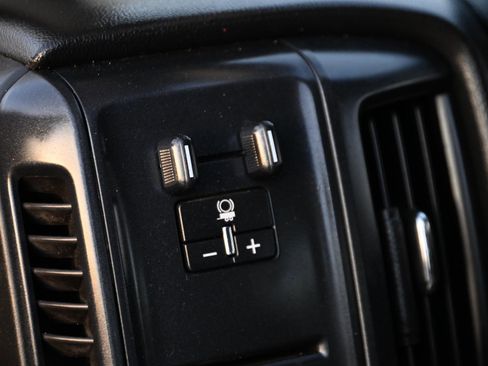 Used 2017 Chevrolet Silverado 2500 W/T RWD image 28