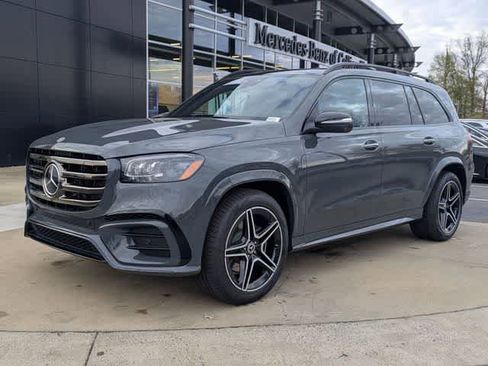 Used 2026 Mercedes-Benz GLS 450 4MATIC image 5
