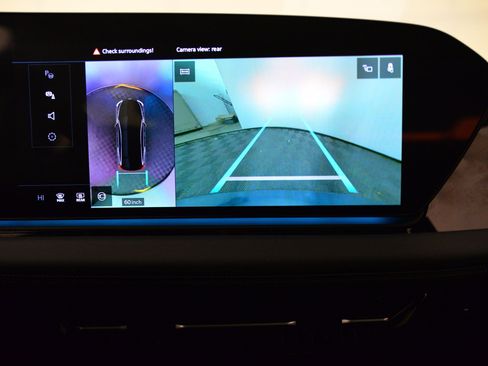 Certified 2025 Audi A6 e-tron Premium Plus w/ Premium Plus image 30