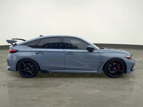 Used 2025 Honda Civic Type R image 7