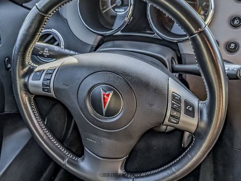 Used 2009 Pontiac Solstice GXP w/ Premium Package RWD image 33