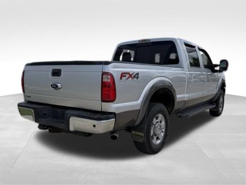 Used 2014 Ford F250 Lariat w/ FX4 Off-Road Package AWD/4WD image 7