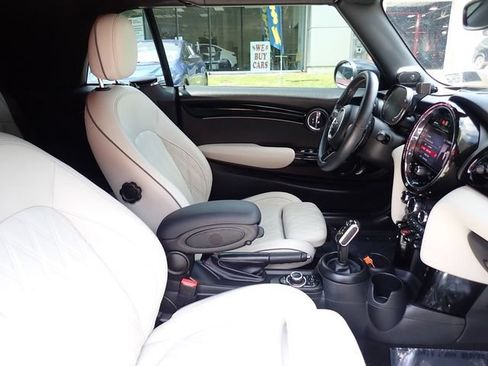Used 2023 MINI Cooper S FWD image 3