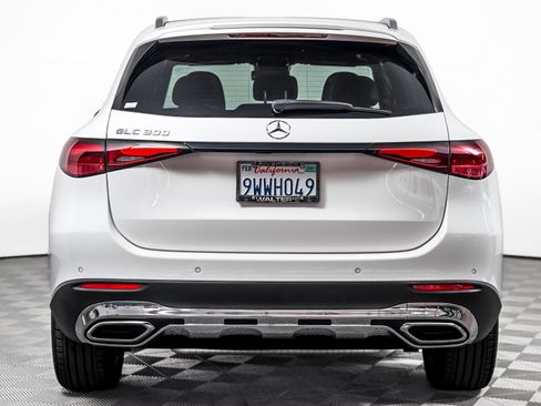 Certified 2026 Mercedes-Benz GLC 300 image 7