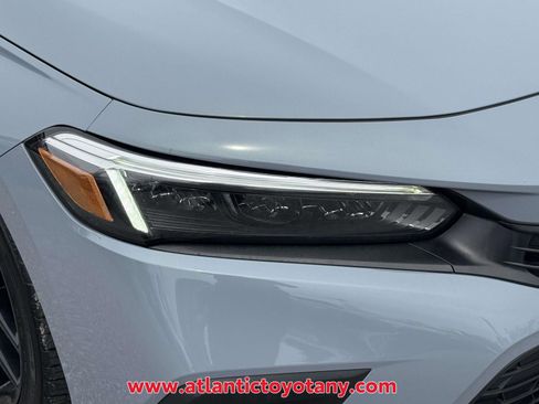 Used 2024 Honda Civic Sport image 11