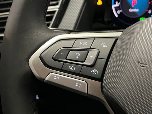 New 2026 Volkswagen Atlas Cross Sport SEL Premium R-Line AWD/4WD image 26