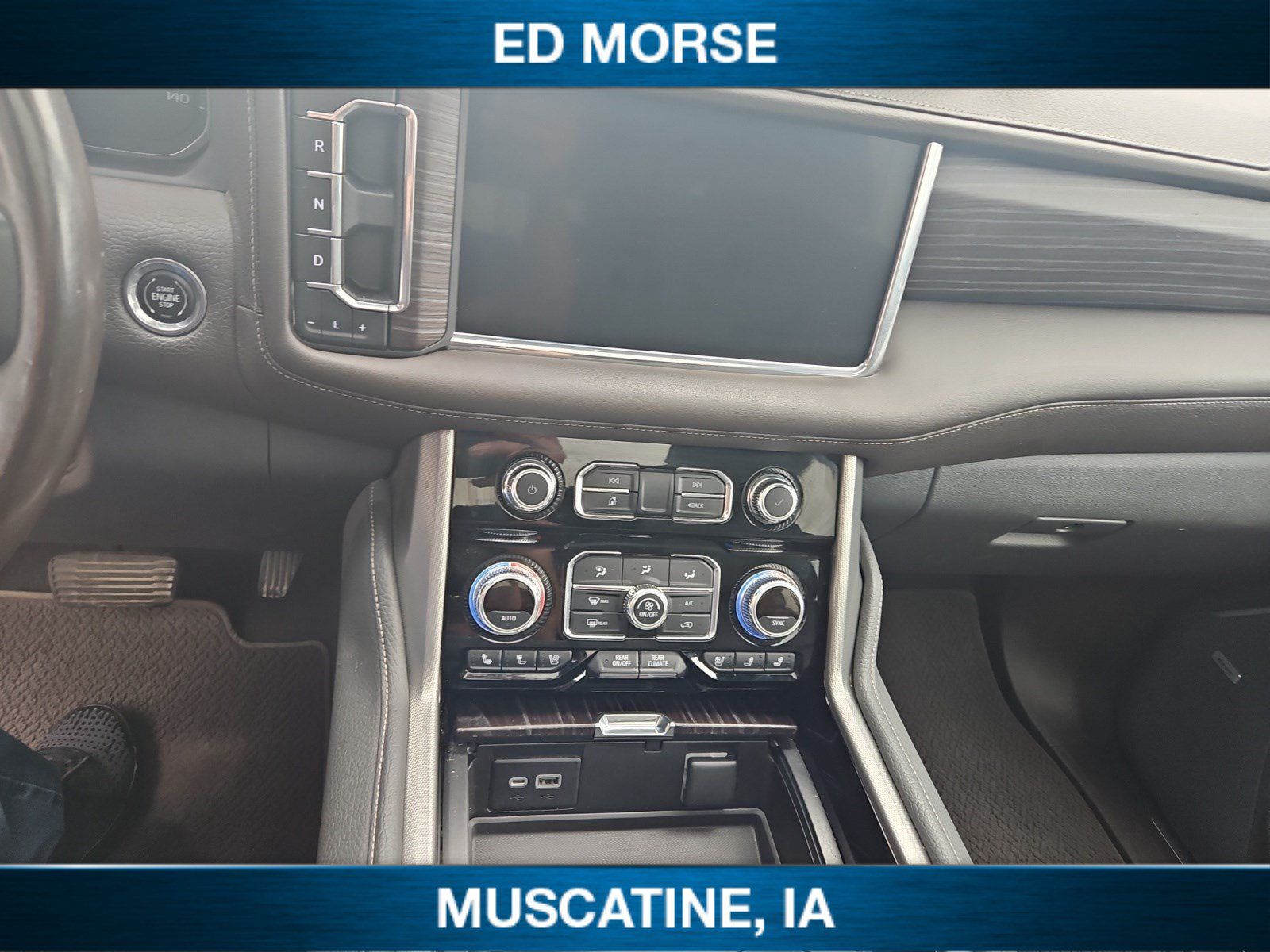 Used 2021 GMC Yukon Denali w/ Denali Premium Package AWD/4WD image 15