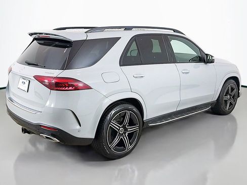 Used 2024 Mercedes-Benz GLE 450 4MATIC image 11