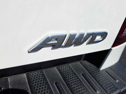 Used 2023 Honda Ridgeline RTL-E image 17