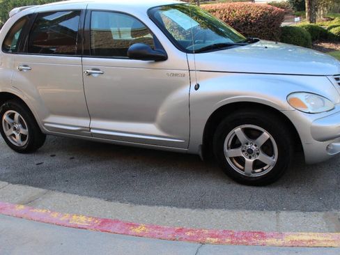 Used 2005 Chrysler PT Cruiser Touring image 15