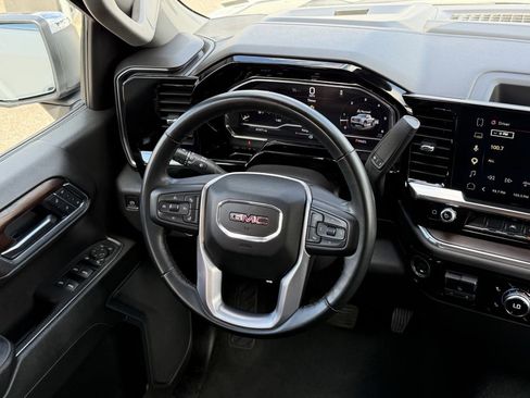 Certified 2025 GMC Sierra 1500 SLT AWD/4WD image 13