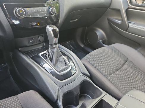 Used 2019 Nissan Rogue Sport S w/ Appearance Package AWD/4WD image 23