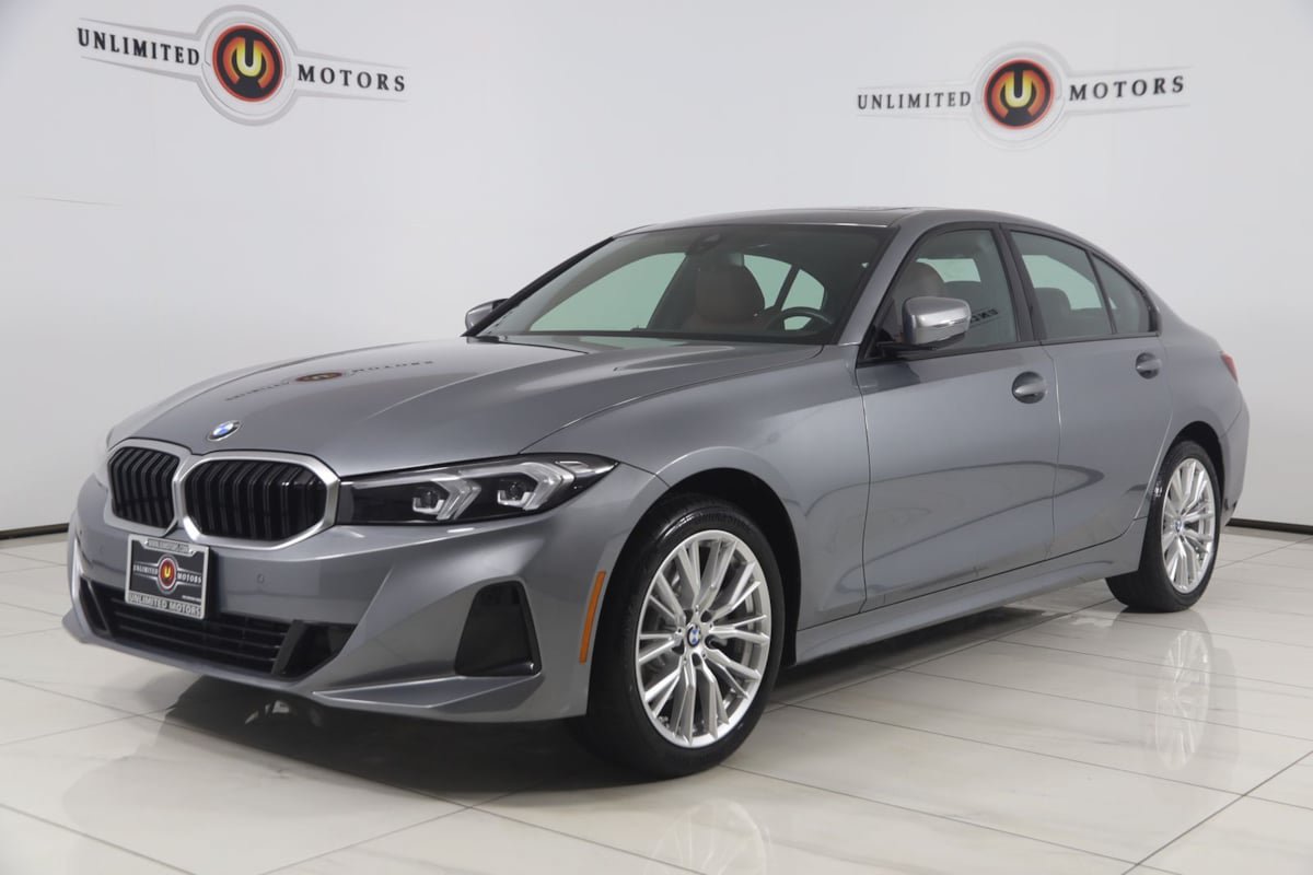 Used 2023 BMW 330i xDrive Sedan w/ Convenience Package AWD/4WD image 5
