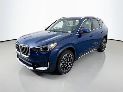 New 2026 BMW X1 xDrive28i w/ Technology Package AWD/4WD image 3