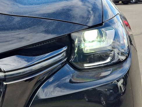 Certified 2025 MAZDA CX-70 Plug-In Hybrid w/ Premium Plus AWD/4WD image 11