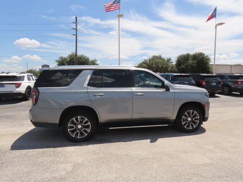 Used 2023 Chevrolet Tahoe LT w/ LT Signature Plus Package RWD image 8